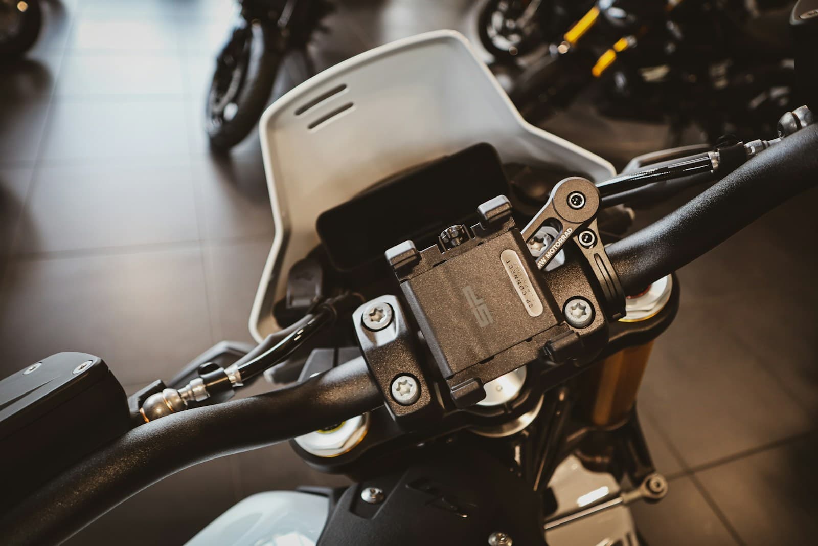 Intelligenza artificiale sulle moto: dove siamo e dove stiamo andando